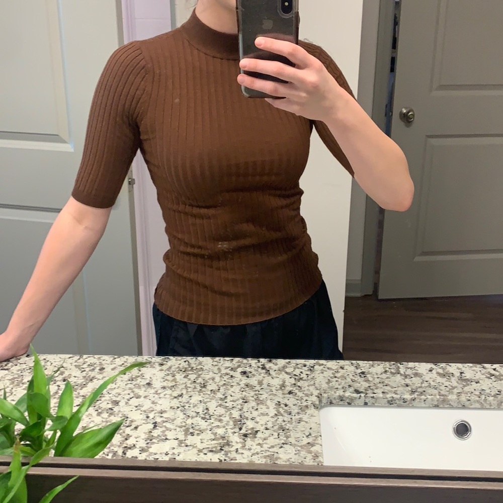 Frank and Oak Brown Half Sleeve Mock Neck Top